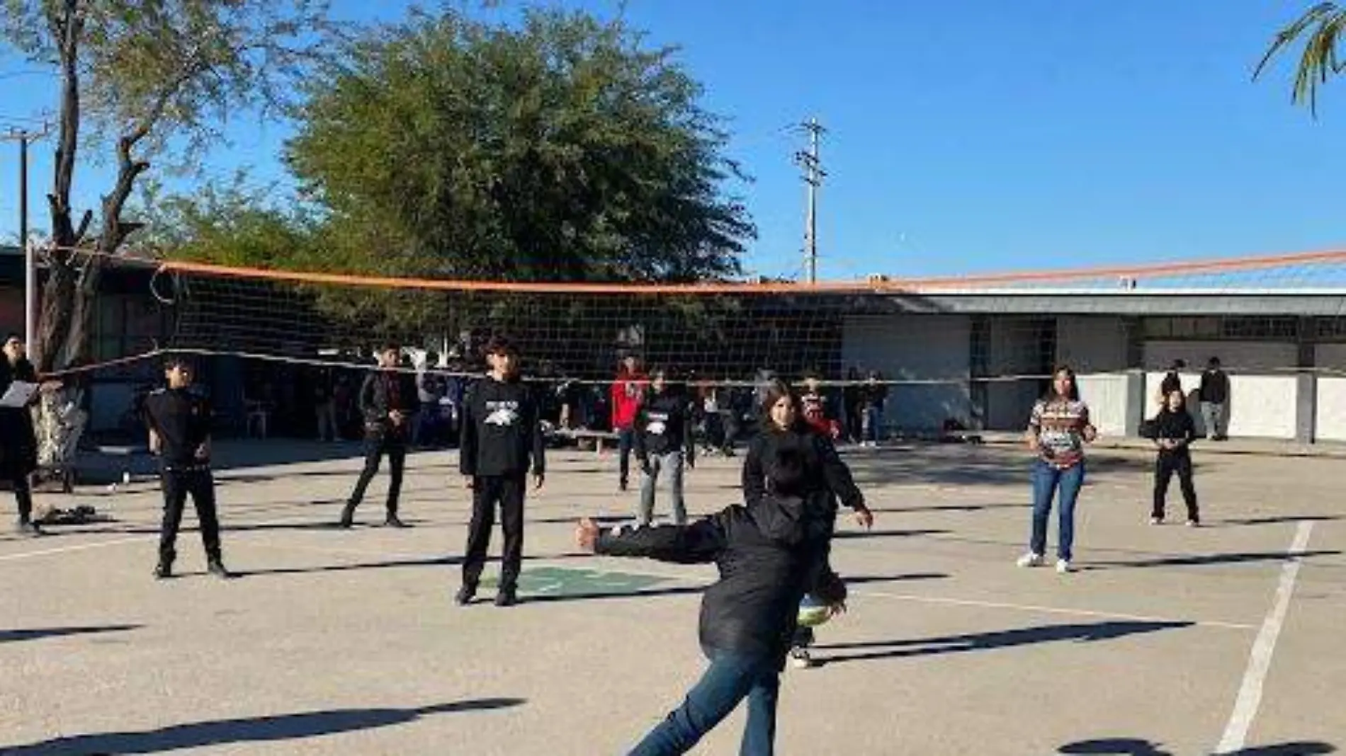 Los estudiantes se preparan para disfrutar de las vacaciones de fin de año